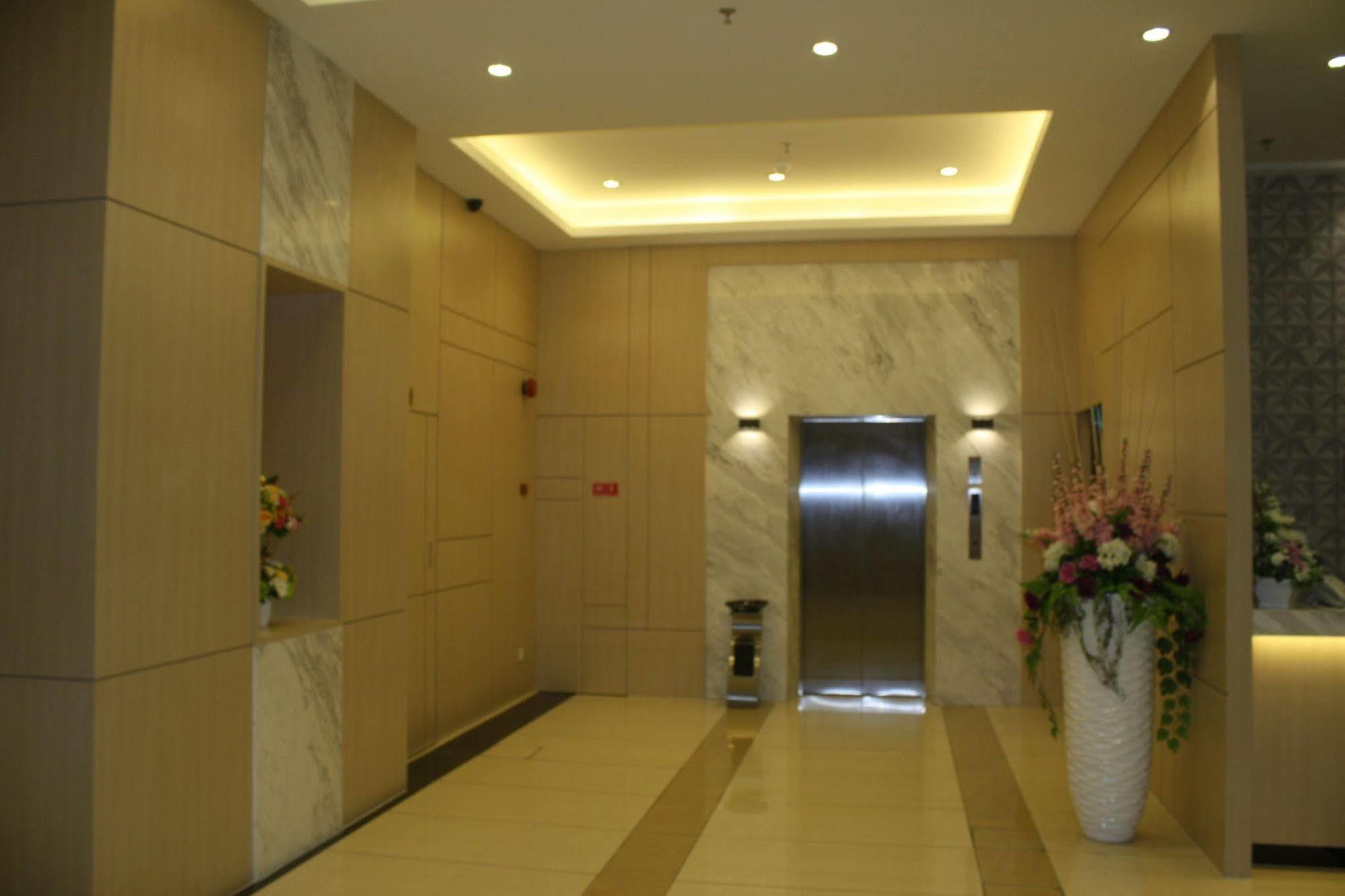 Aurora Hotel Malacca Exterior photo